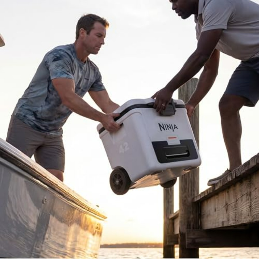 FrostVault 42qt wheeled cooler - đánh giá và giá Outdoor Adventure Zone